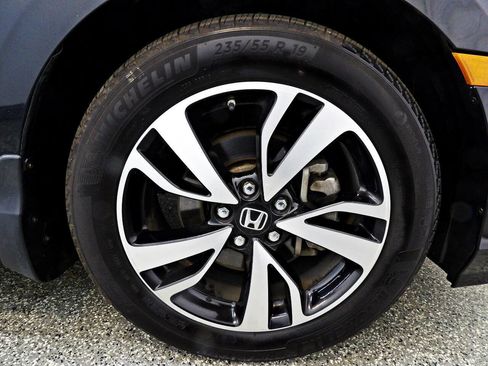 Used 2018 Honda Odyssey Elite image 23