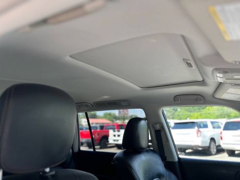Used 2020 Nissan Armada SL w/ Premium Package RWD image 19
