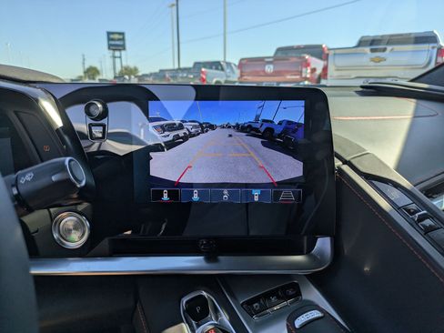 Used 2025 Chevrolet Corvette Z06 image 16