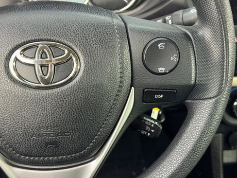 Used 2016 Toyota Corolla LE image 20