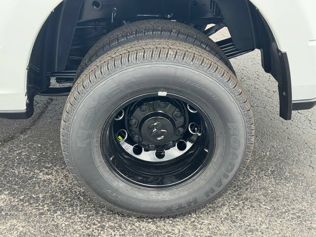 New 2027 RAM 3500 Big Horn AWD/4WD image 11