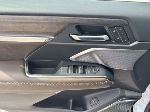 New 2026 GMC Acadia Denali Ultimate image 13