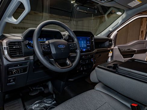 Used 2025 Ford F150 XL w/ Equipment Group 103A High image 14