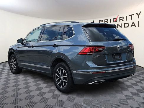Used 2021 Volkswagen Tiguan SE AWD/4WD image 6