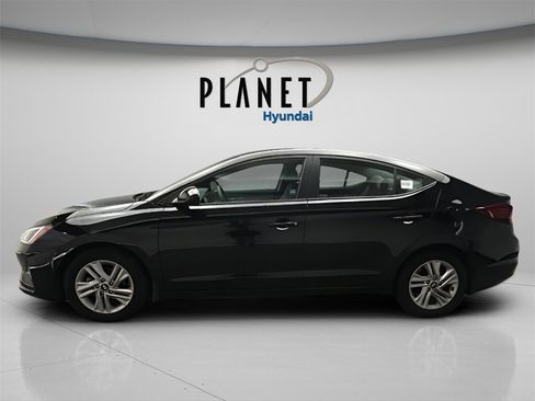 Certified 2020 Hyundai Elantra SEL image 2