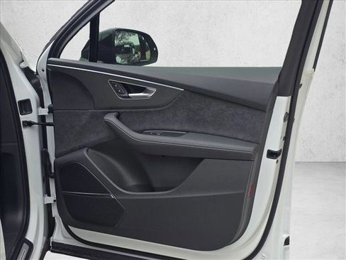 New 2026 Audi SQ7 Premium Plus image 11