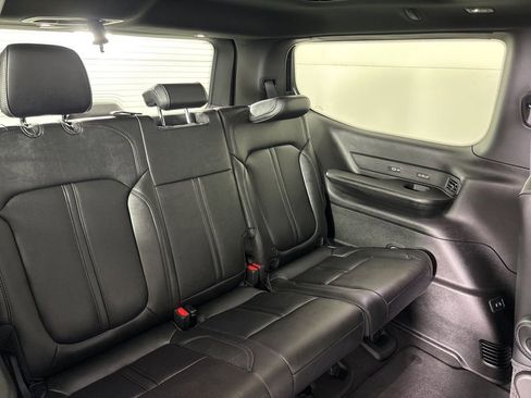 New 2026 Jeep Grand Wagoneer Limited image 15