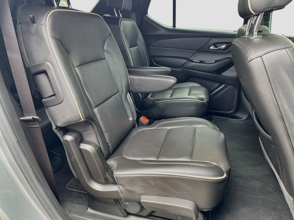 Used 2023 Chevrolet Traverse Premier w/ Redline Edition AWD/4WD image 30