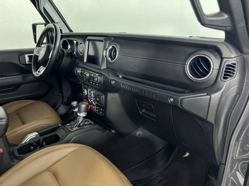 Used 2022 Jeep Wrangler Unlimited Rubicon 4xe AWD/4WD image 29