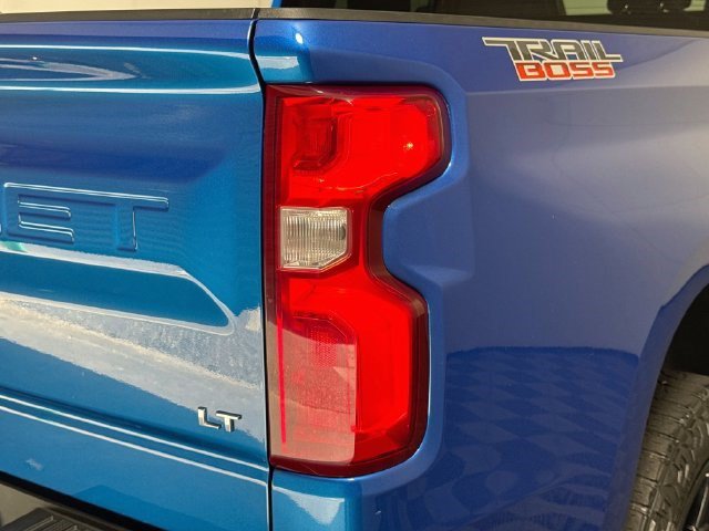 Used 2022 Chevrolet Silverado 1500 LT Trail Boss AWD/4WD image 33