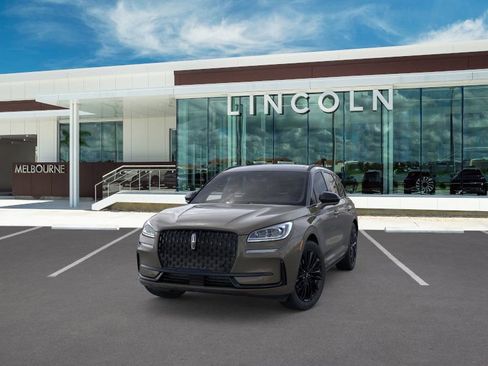 New 2026 Lincoln Corsair Grand Touring image 2