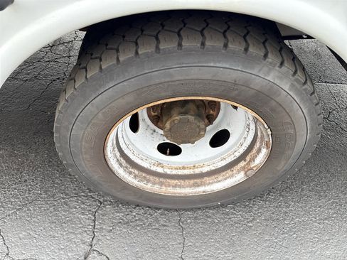 Used 2012 Ford F550 2WD Regular Cab Super Duty w/ PWR Equipment Group image 12