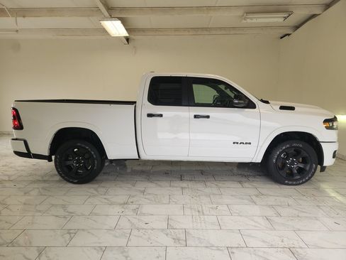 Used 2025 RAM 1500 Lone Star AWD/4WD image 4
