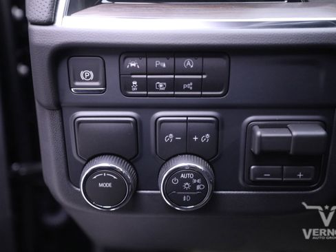 New 2026 Chevrolet Tahoe Premier image 17