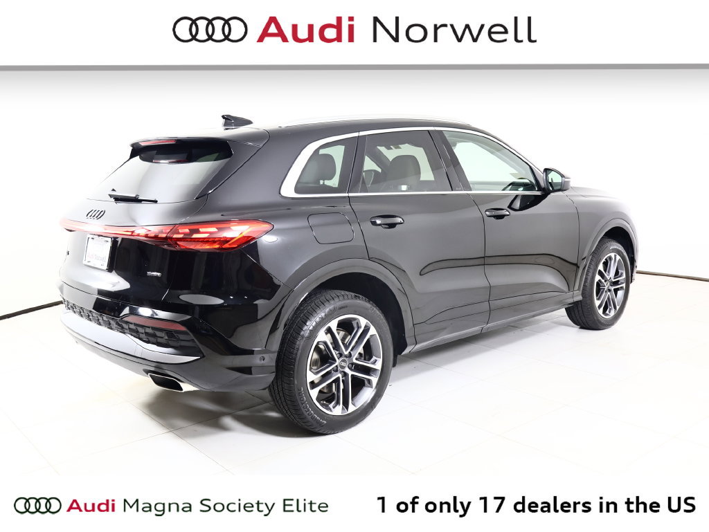 Used 2025 Audi Q5 Premium Plus w/ Premium Plus AWD/4WD image 18