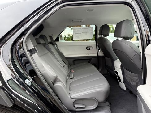 New 2025 Hyundai Ioniq 5 SEL image 12