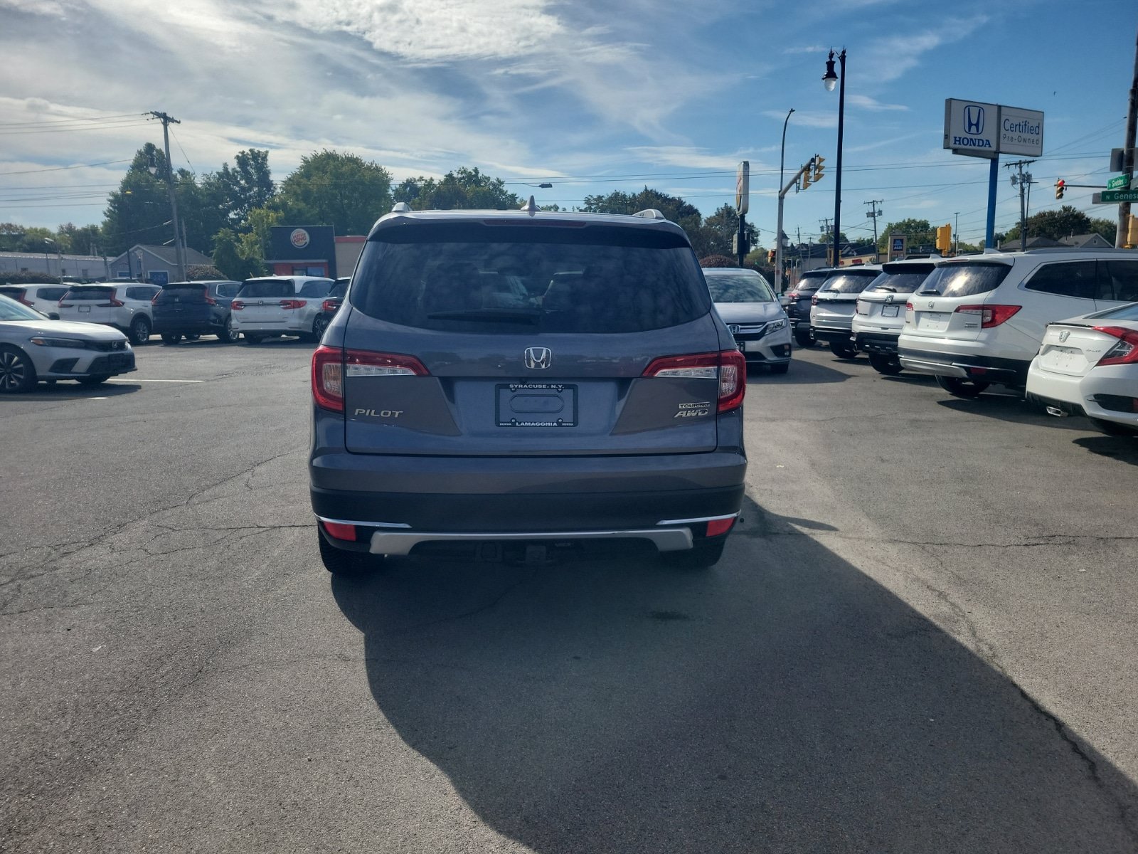 Used 2021 Honda Pilot Touring image 4