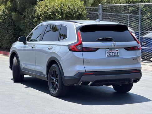 Used 2025 Honda CR-V Sport-L image 5