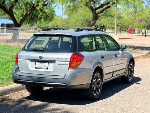 Used 2006 Subaru Outback 2.5i Special Edition AWD/4WD image 5