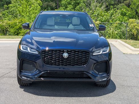 New 2026 Jaguar F-PACE R-Dynamic S image 3