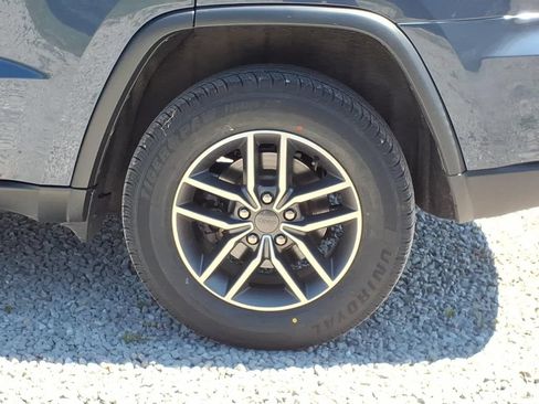 Used 2020 Jeep Grand Cherokee Limited AWD/4WD image 16
