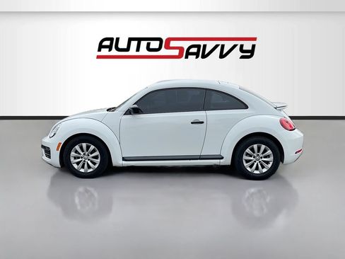 Used 2018 Volkswagen Beetle 2.0T S FWD image 4