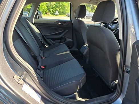 Used 2025 Volkswagen Jetta S FWD image 18