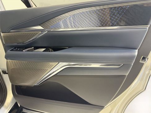 Used 2025 Cadillac Escalade IQ Sport 2 w/ LPO, Floor Liner Package AWD/4WD image 31