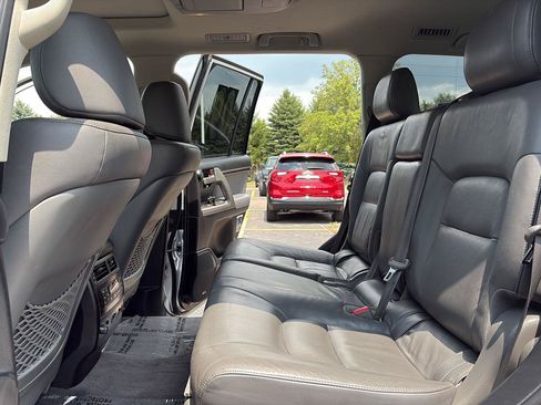Used 2009 Toyota Land Cruiser w/ Upgrade Pkg AWD/4WD image 22