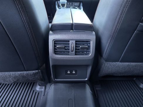 Certified 2025 Nissan Rogue SV image 24