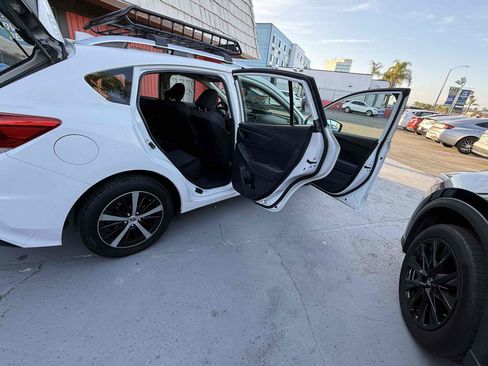 Used 2019 Subaru Impreza 2.0i Premium w/ Eyesight & BSD/Rcta & SRF AWD/4WD image 37