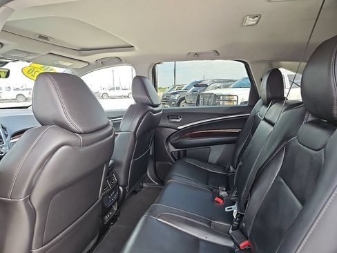 Used 2020 Acura MDX FWD image 18