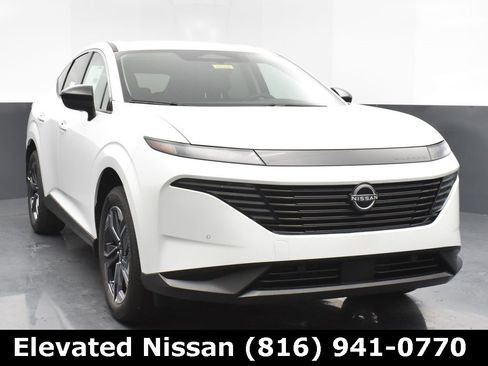 New 2025 Nissan Murano SV image 1