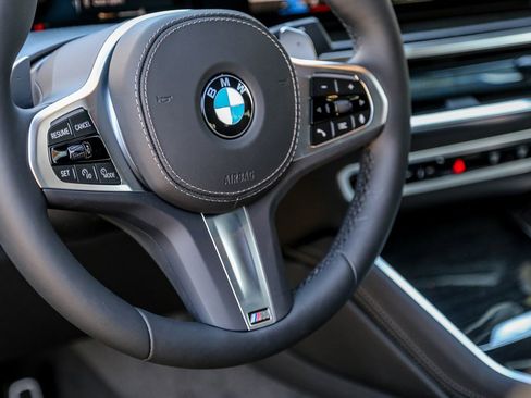 New 2026 BMW X6 xDrive40i image 11