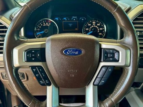 Used 2015 Ford F150 King Ranch w/ Equipment Group 601A Luxury image 15