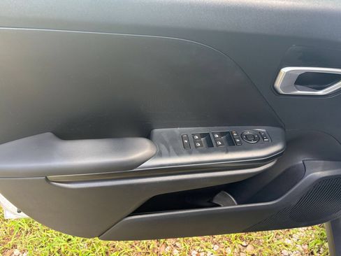 Used 2026 Kia K4 FWD image 18