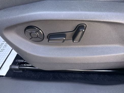 New 2026 Volkswagen Tiguan SE AWD/4WD image 10