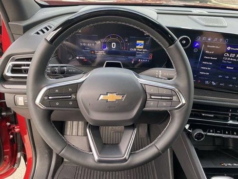 New 2026 Chevrolet Traverse High Country w/ LPO, Floor Liner Package FWD image 32