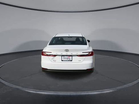 Used 2026 Toyota Camry LE w/ Convenience Package image 7