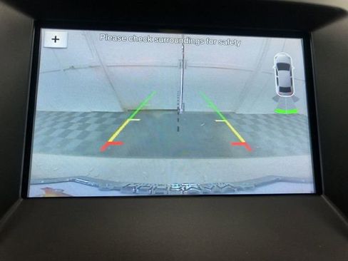 Used 2018 Ford Edge Titanium w/ Technology Package image 22