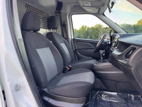 Used 2018 RAM ProMaster City Tradesman SLT FWD image 20