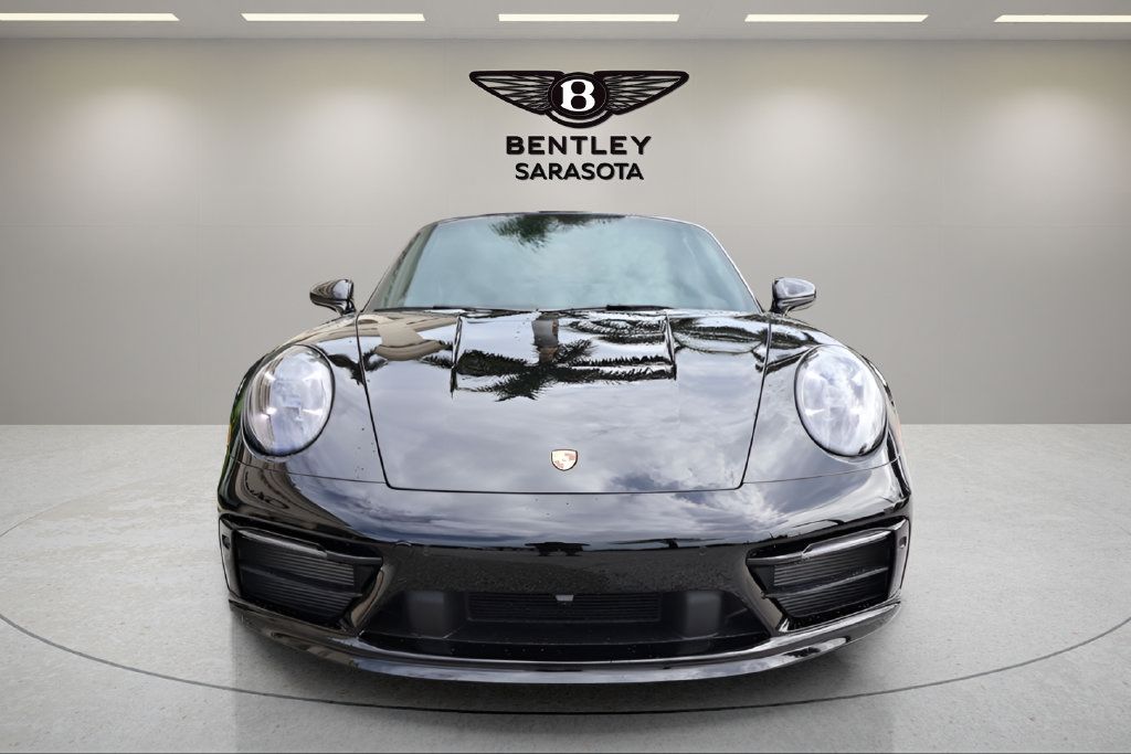 Used 2024 Porsche 911 AWD/4WD image 3