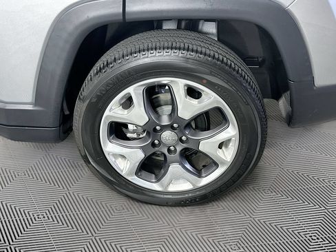 Certified 2021 Jeep Compass Limited AWD/4WD image 41