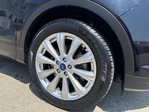 Used 2017 Ford Escape Titanium image 13