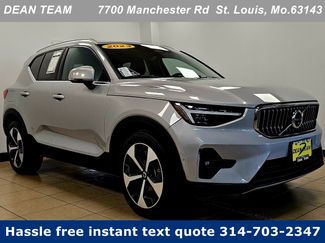 Used 2023 Volvo XC40 B5 Ultimate video 1