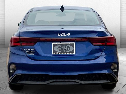 Used 2023 Kia Forte LXS FWD image 3