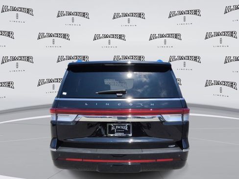 Certified 2024 Lincoln Navigator L Reserve AWD/4WD image 4