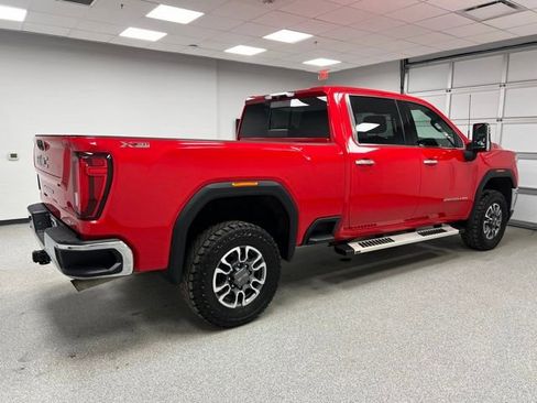 Used 2022 GMC Sierra 2500 SLT w/ SLT Convenience Package AWD/4WD image 12