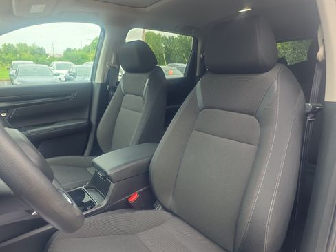 Used 2025 Honda CR-V EX image 11
