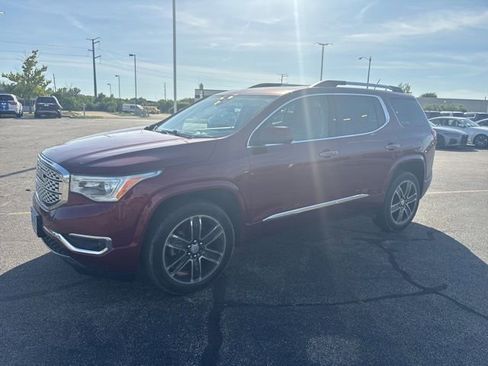 Used 2017 GMC Acadia Denali FWD image 2